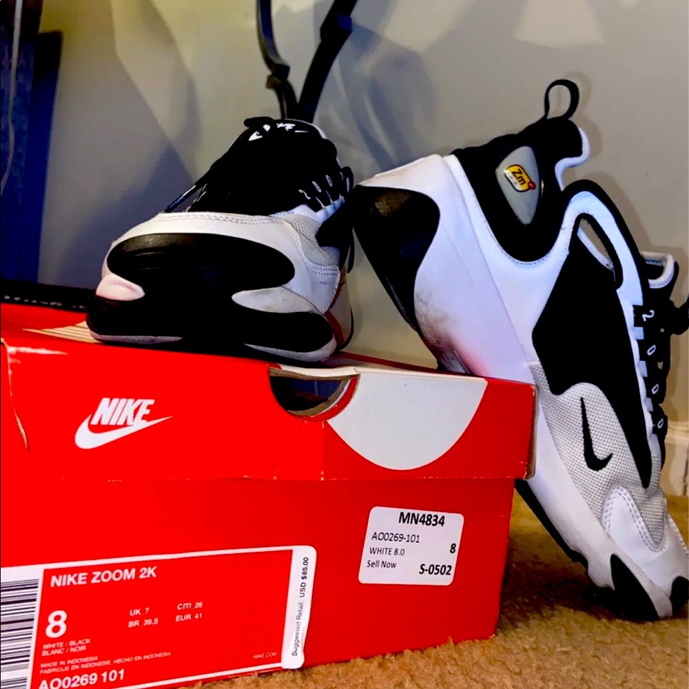 Black and White Nike Zoom